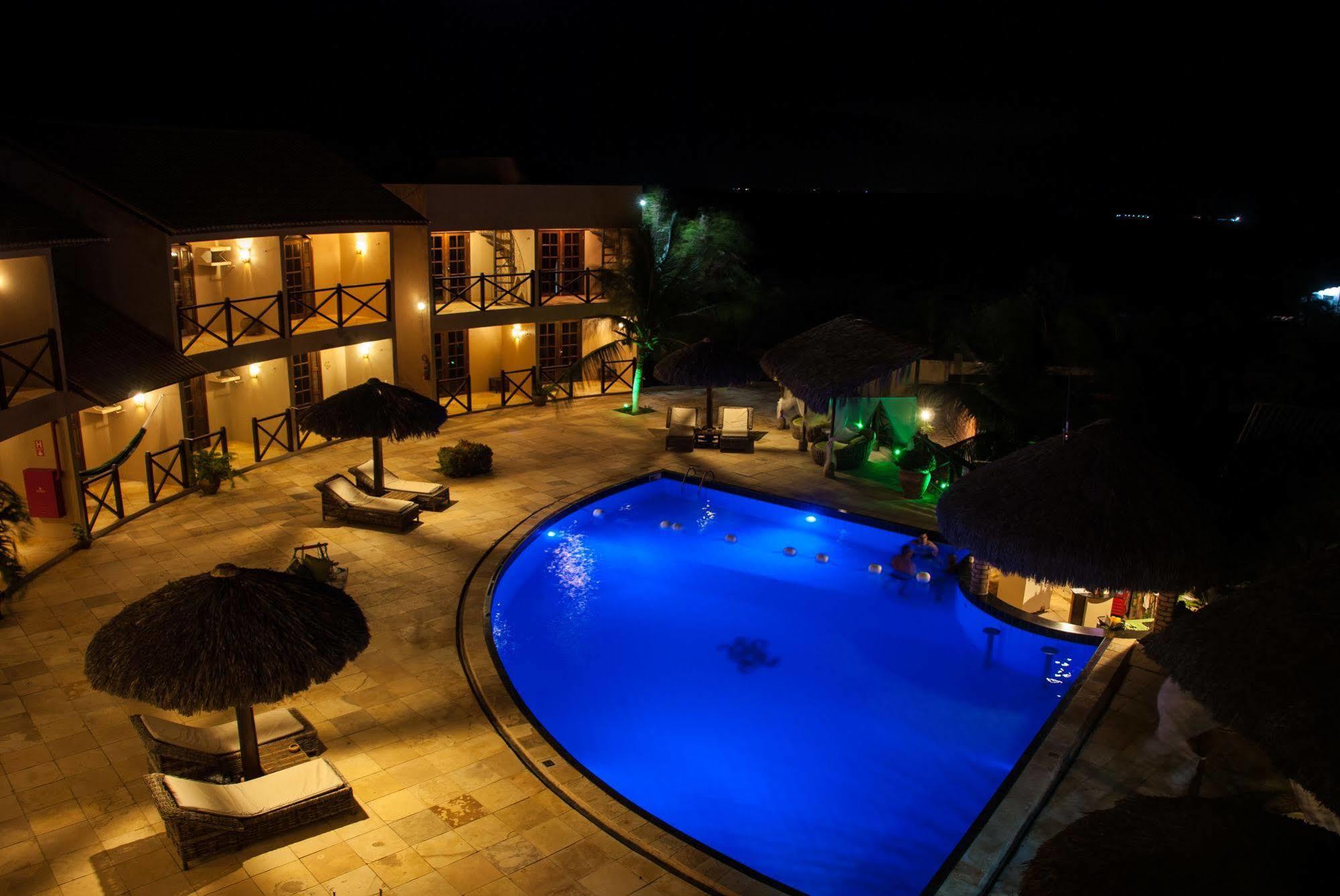Pousada Aruana Canoa Quebrada Ngoại thất bức ảnh